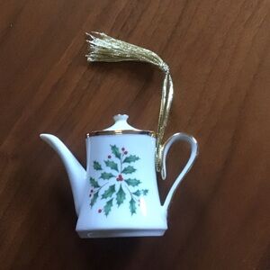 Lenox holiday holly coffeepot ornament